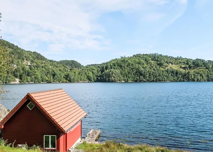 Askelund By Interhome Uggdal